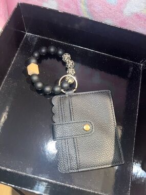 Black Textured Card Wallet Wristlet